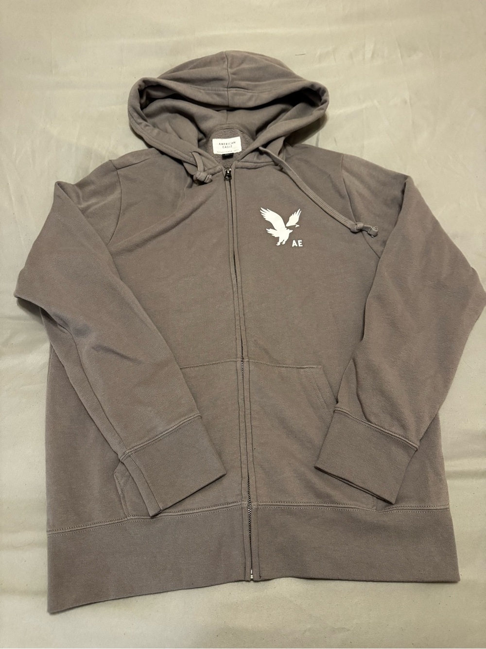 Grey Men’s American Eagle zip up